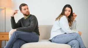 Signs Your Partner Doesn’t Love You Anymore